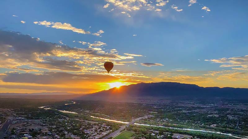 hot air balloon